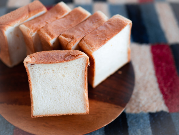 Mini white bread of Tokutaro bakery