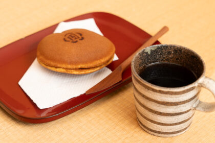 どら焼きと浅煎りブレンドコーヒー