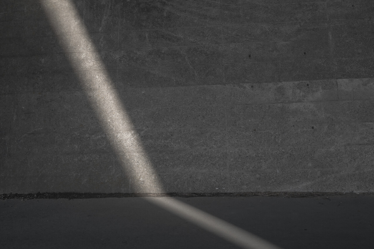 坂や丘のある町 walk along